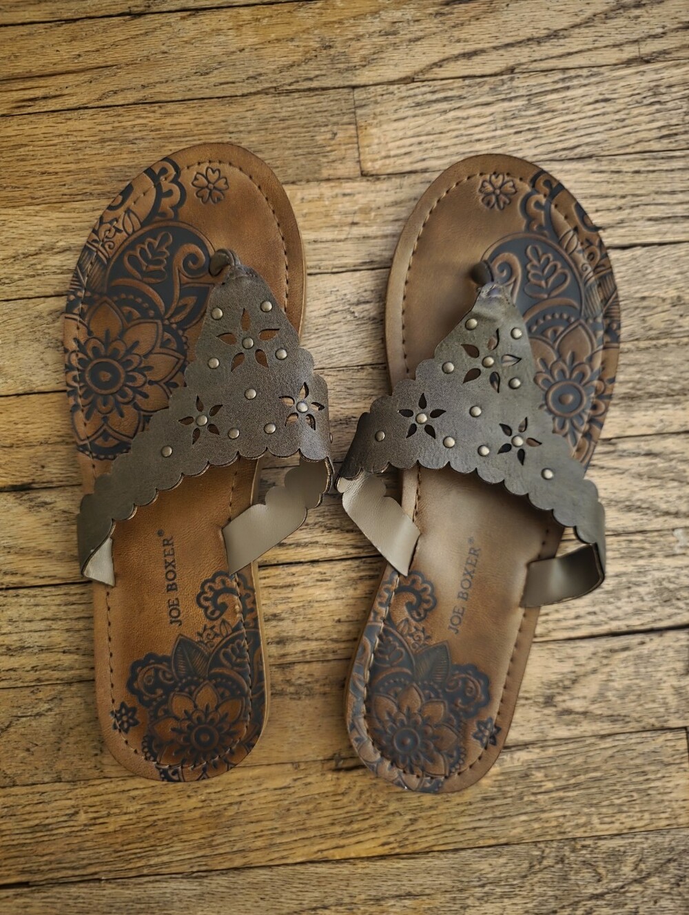 Joe Boxer Brown Floral Cutout Slide Sandals with Scalloped Strap